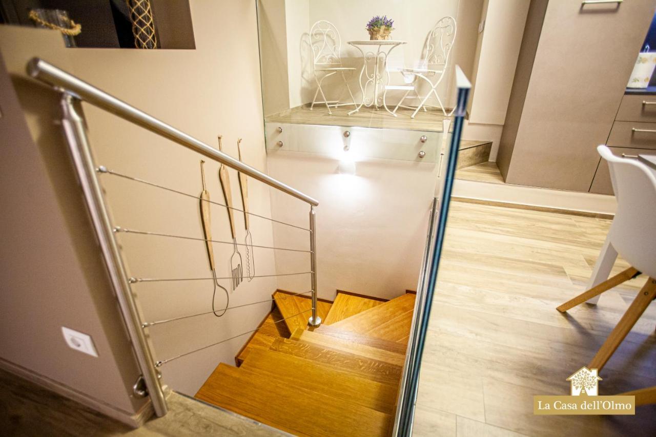 La Casa Dell'Olmo - Suite Apartment คูเนโอ ภายนอก รูปภาพ